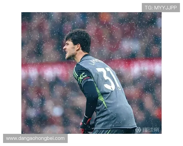 曼联门将拉门斯表现出色每90分钟扑出066球领跑英超