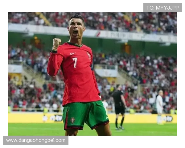 葡萄牙主帅称赞C罗渴望胜利的精神与关键作用