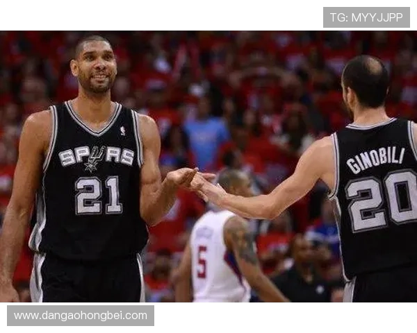 马刺虽缺文班依然展现团队防守实力展现战斗精神